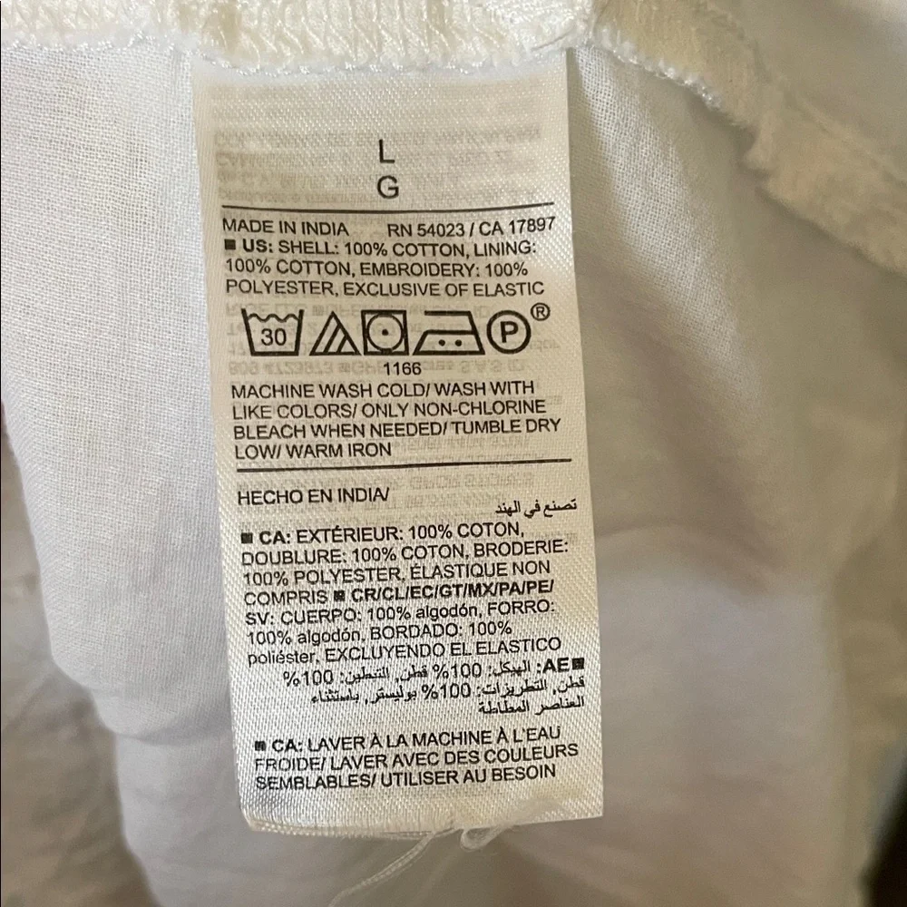 Old Navy|White Eyelet Maxi Dress|Large|EUC - Picture 8 of 9